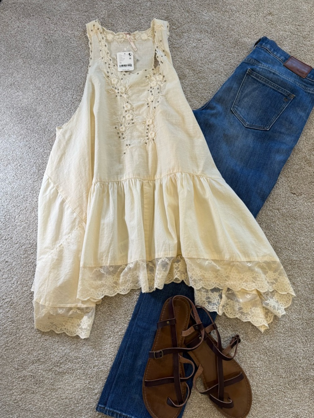 Free People Ivory Boho Tunic Top XS NWT Lace Embroidered Flowy Tank Blouse - Picture 2 of 6